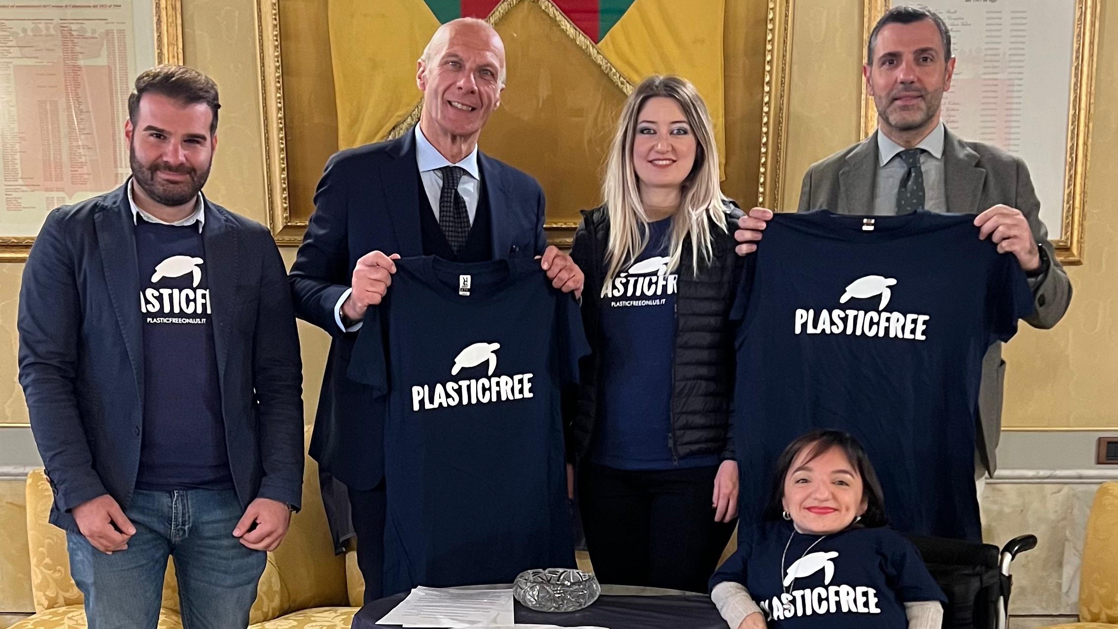 Protocollo d’intesa tra il Comune e Plastic Free per sensibilizzare i cittadini al rispetto dell’ambiente